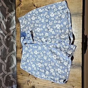 Old Navy Everyday Short